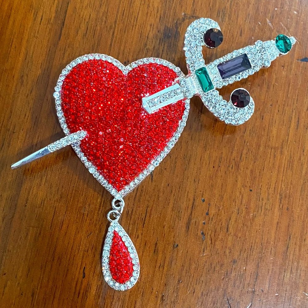 Nicoletta Carlone Jezebel Heart and Dagger Brooch NWOT